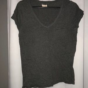 Grey pocket t shirt medium